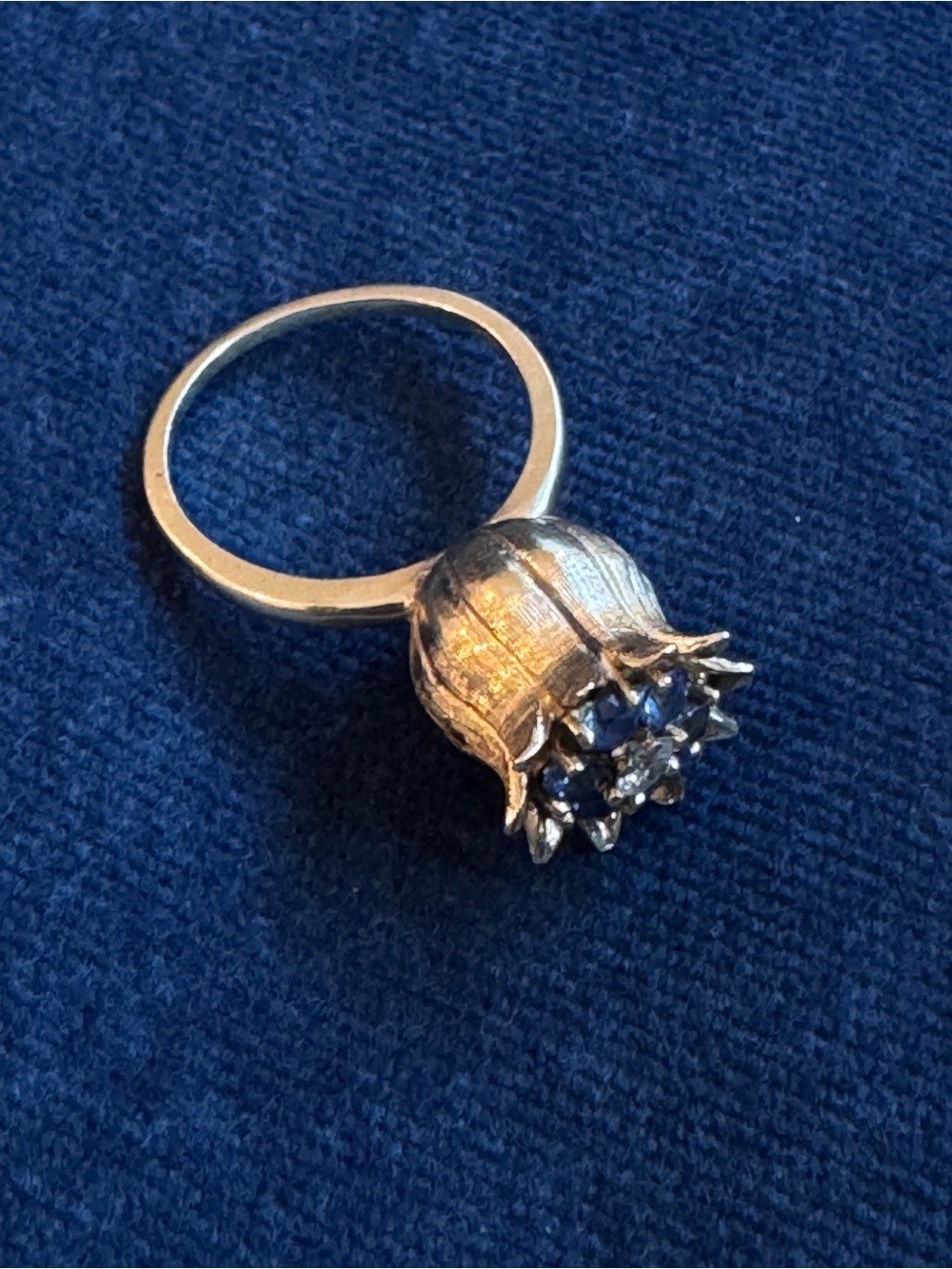 Stunning Rare - Vintage 14k Yellow gold Sapphire And Diamond Tulip Ring - Picture 5 of 10